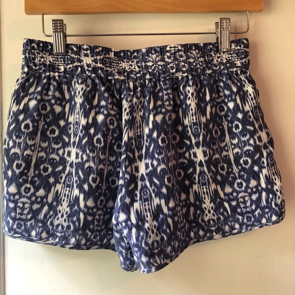 Joie silk shorts size XS - Picture 2 of 6
